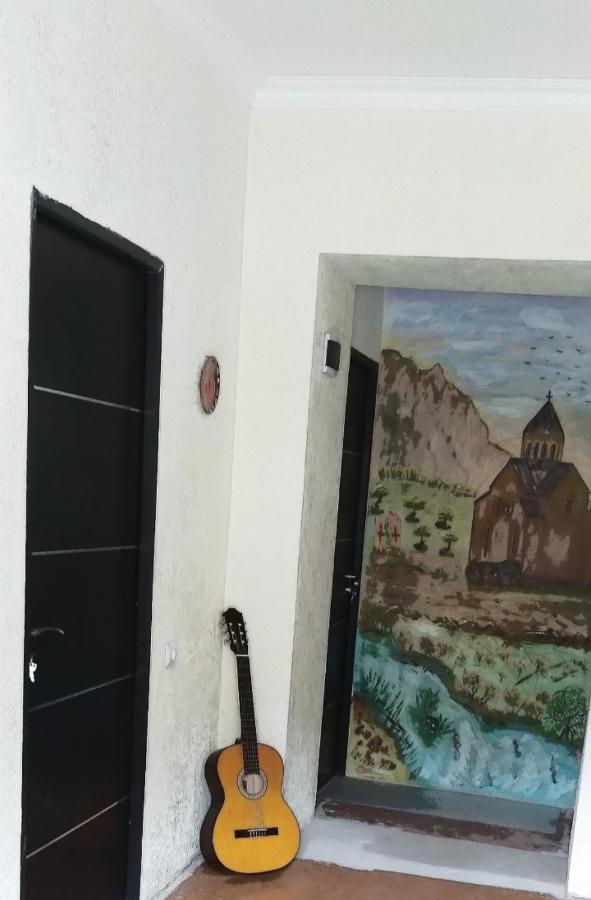 Liviti Hotel Areni Bagian luar foto