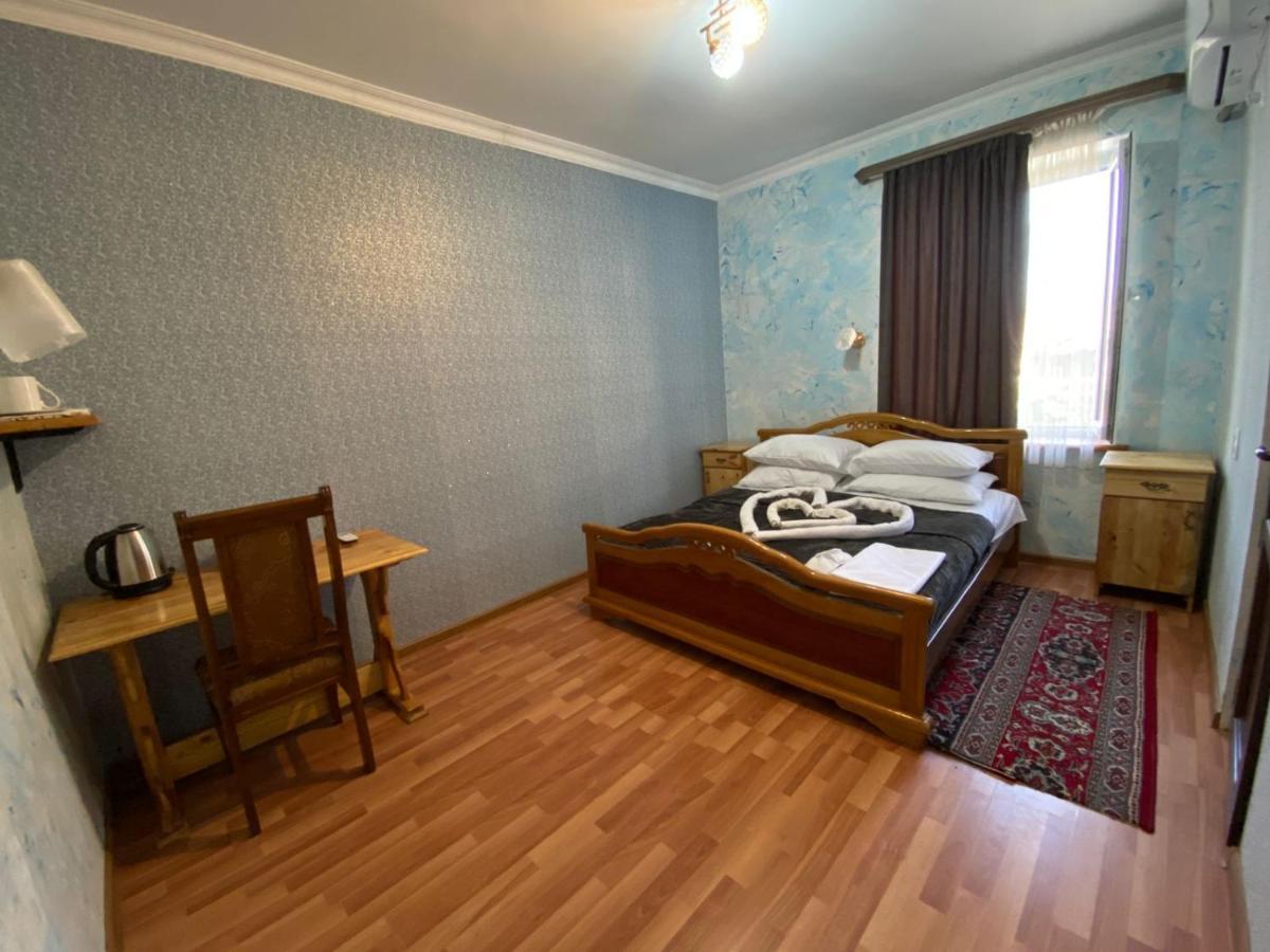 Liviti Hotel Areni Bagian luar foto